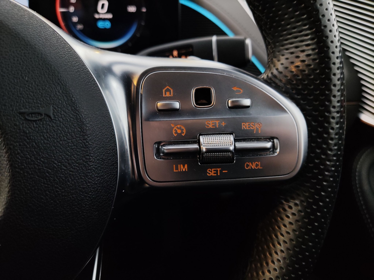 Used Mercedes-Benz EQC 2022 for sale - 77984590: Photo 23