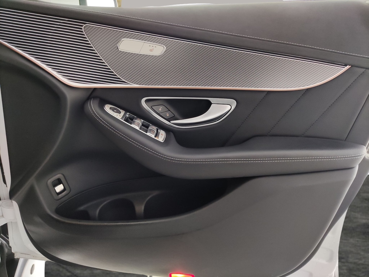 Used Mercedes-Benz EQC 2022 for sale - 77984590: Photo 33