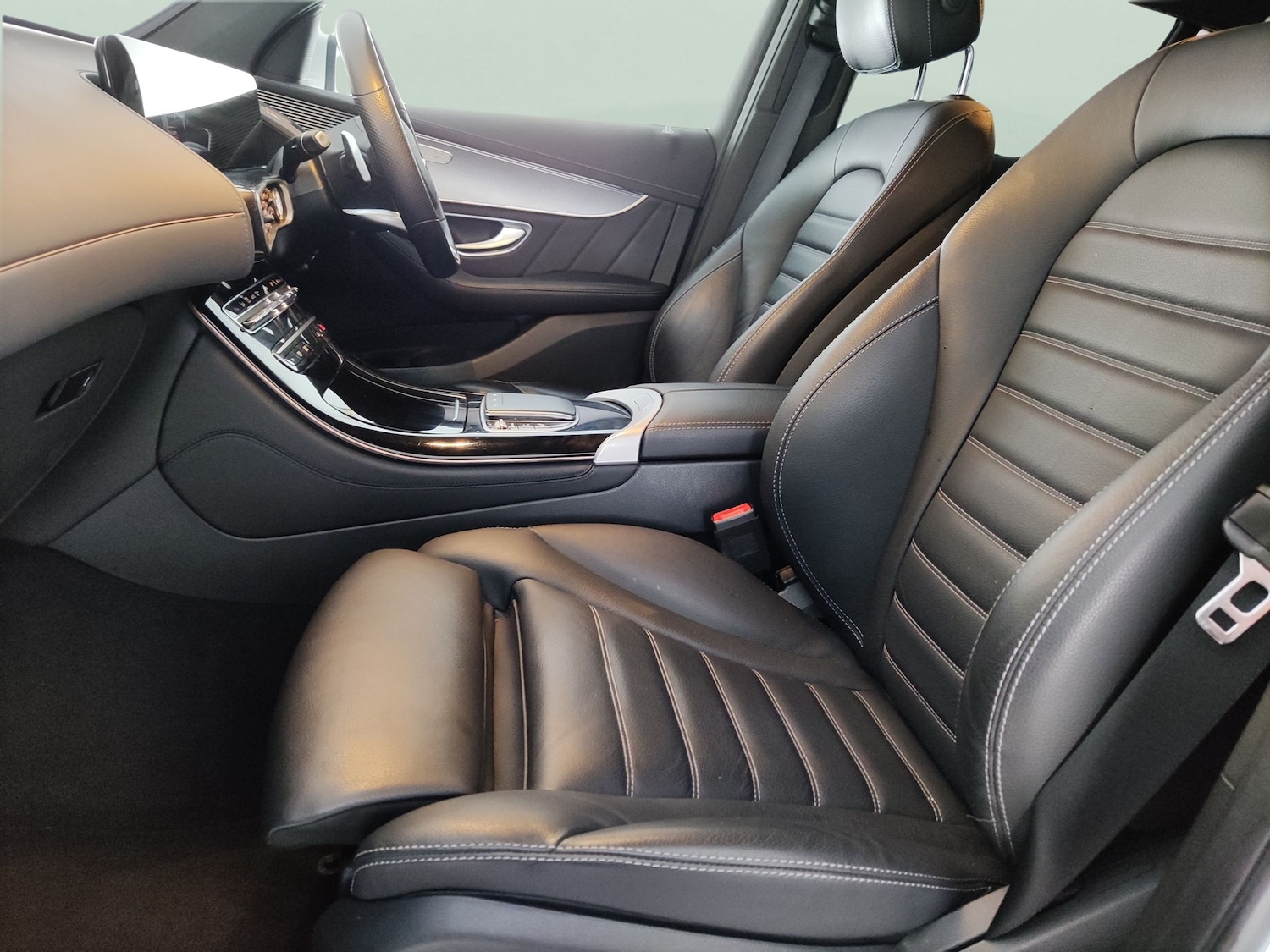 Used Mercedes-Benz EQC 2022 for sale - 77984590: Photo 4