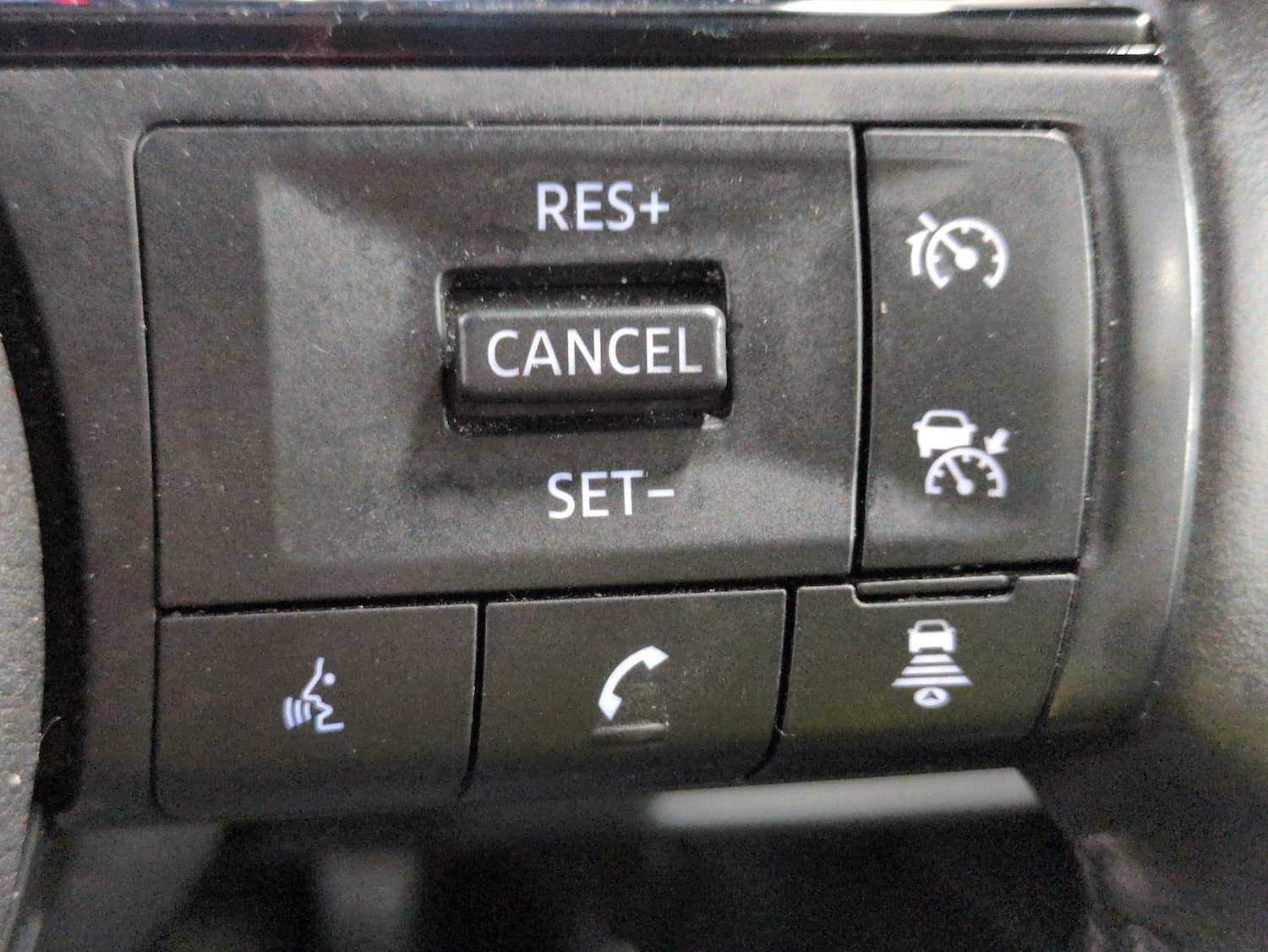 Used Nissan X-Trail 2024 for sale - 76766692: Photo 18