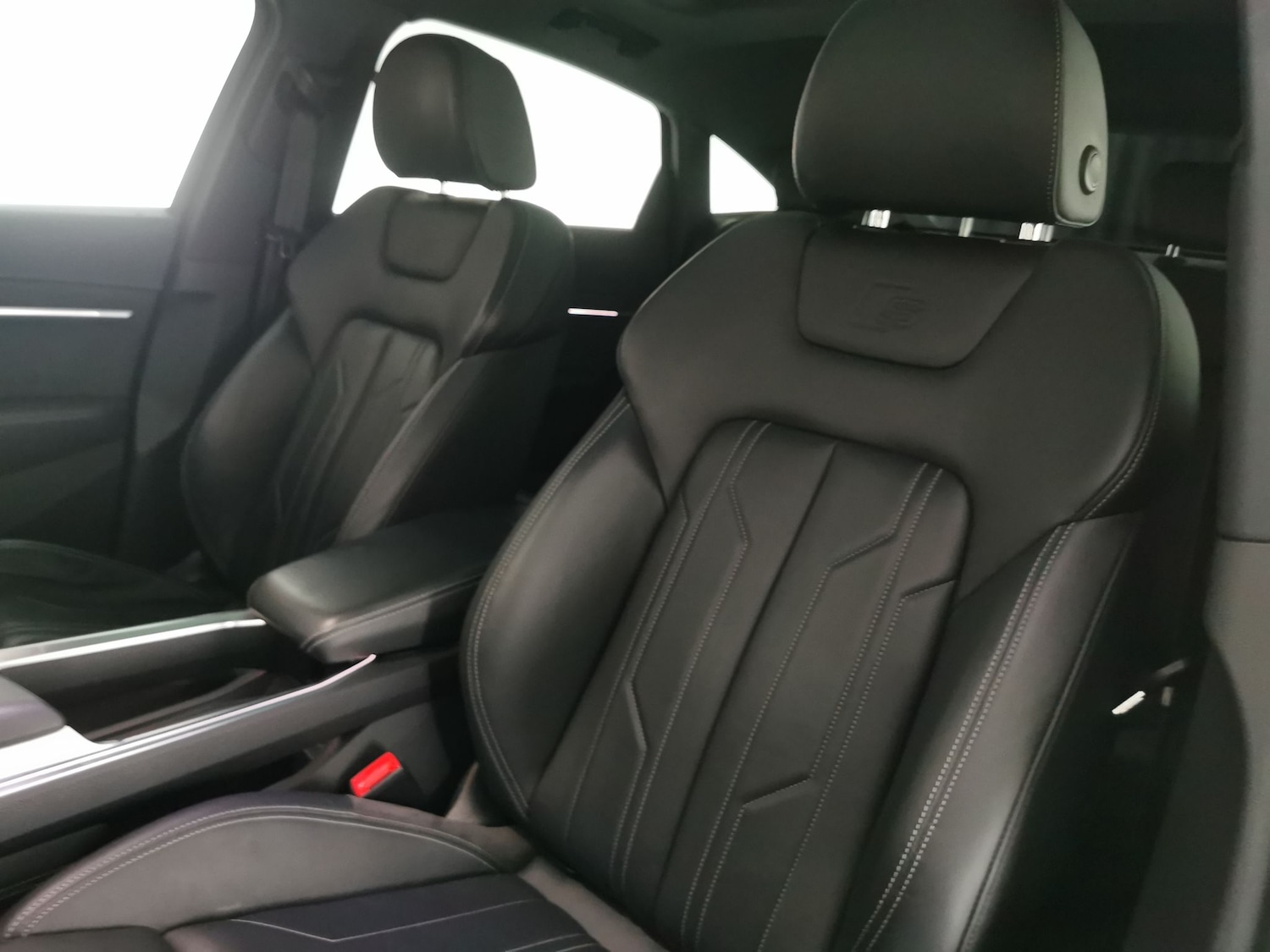 Used Audi e-tron 2021 for sale - 76545138: Photo 9