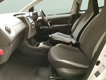 Used Toyota AYGO 2019 for sale - 76542567: Photo