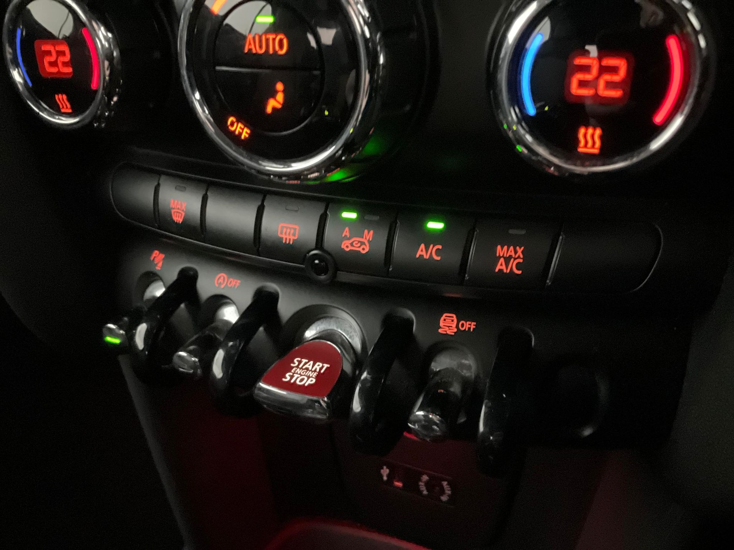 Used MINI Convertible 2016 for sale - 76445227: Photo 23