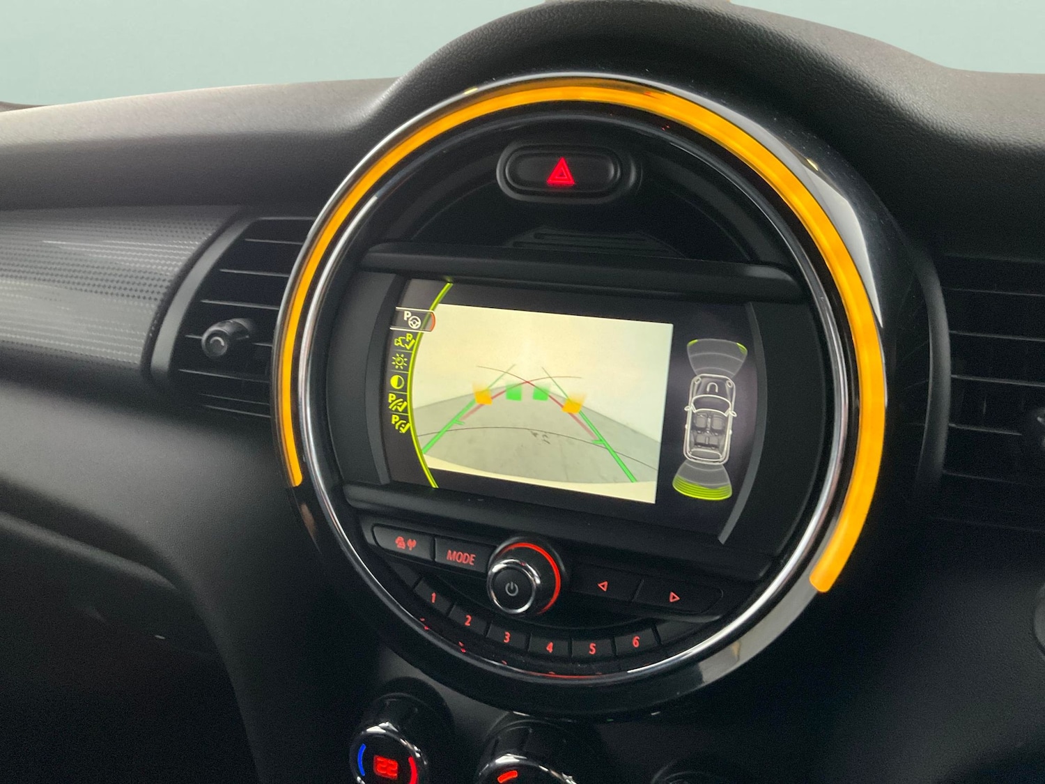 Used MINI Convertible 2016 for sale - 76445227: Photo 6