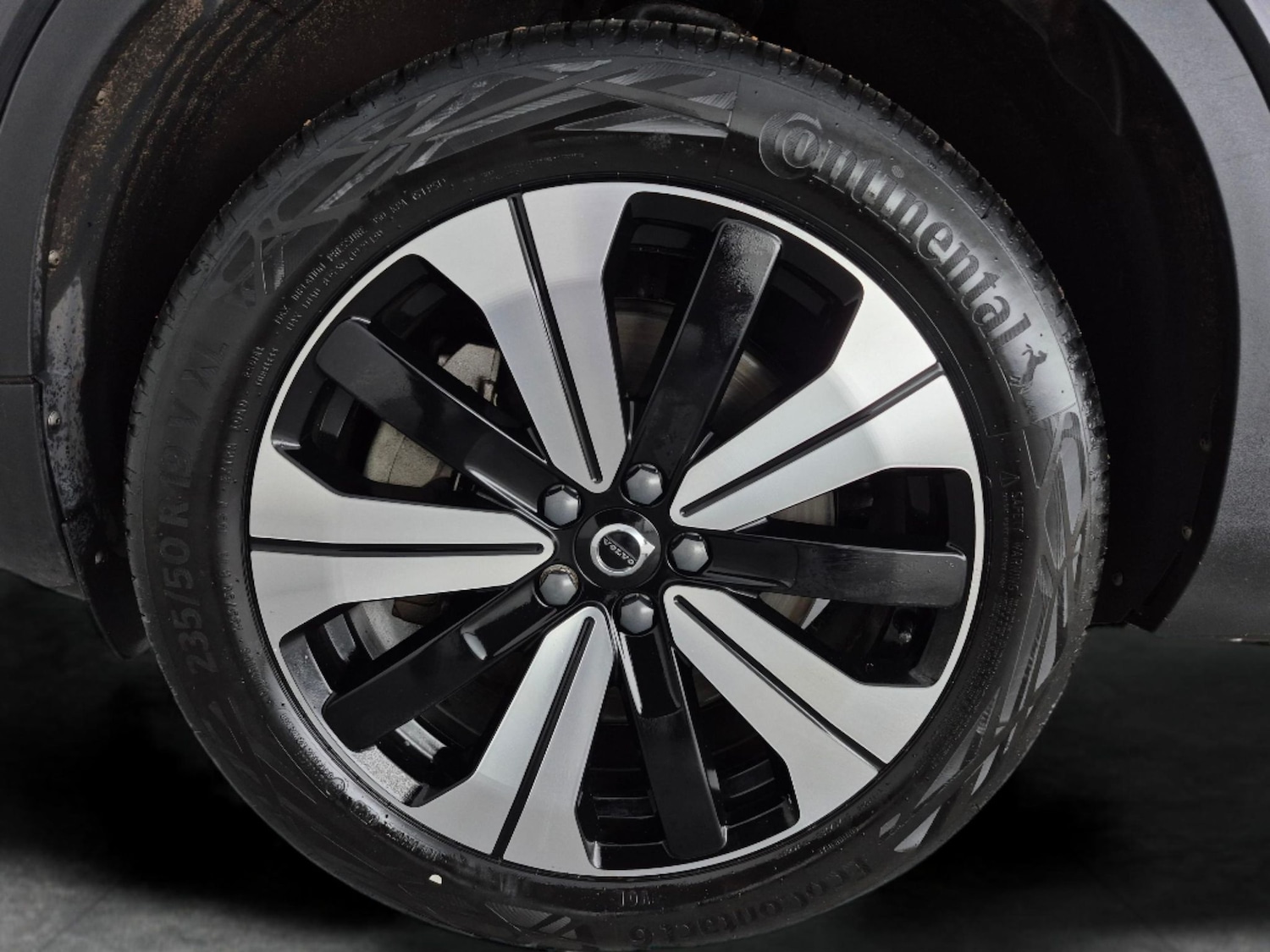 Used Volvo XC40 2023 for sale - 77988740: Photo 22