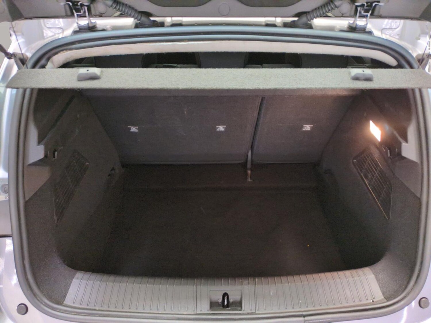 Used Renault Megane E Tech 2022 for sale - 78067877: Photo 32