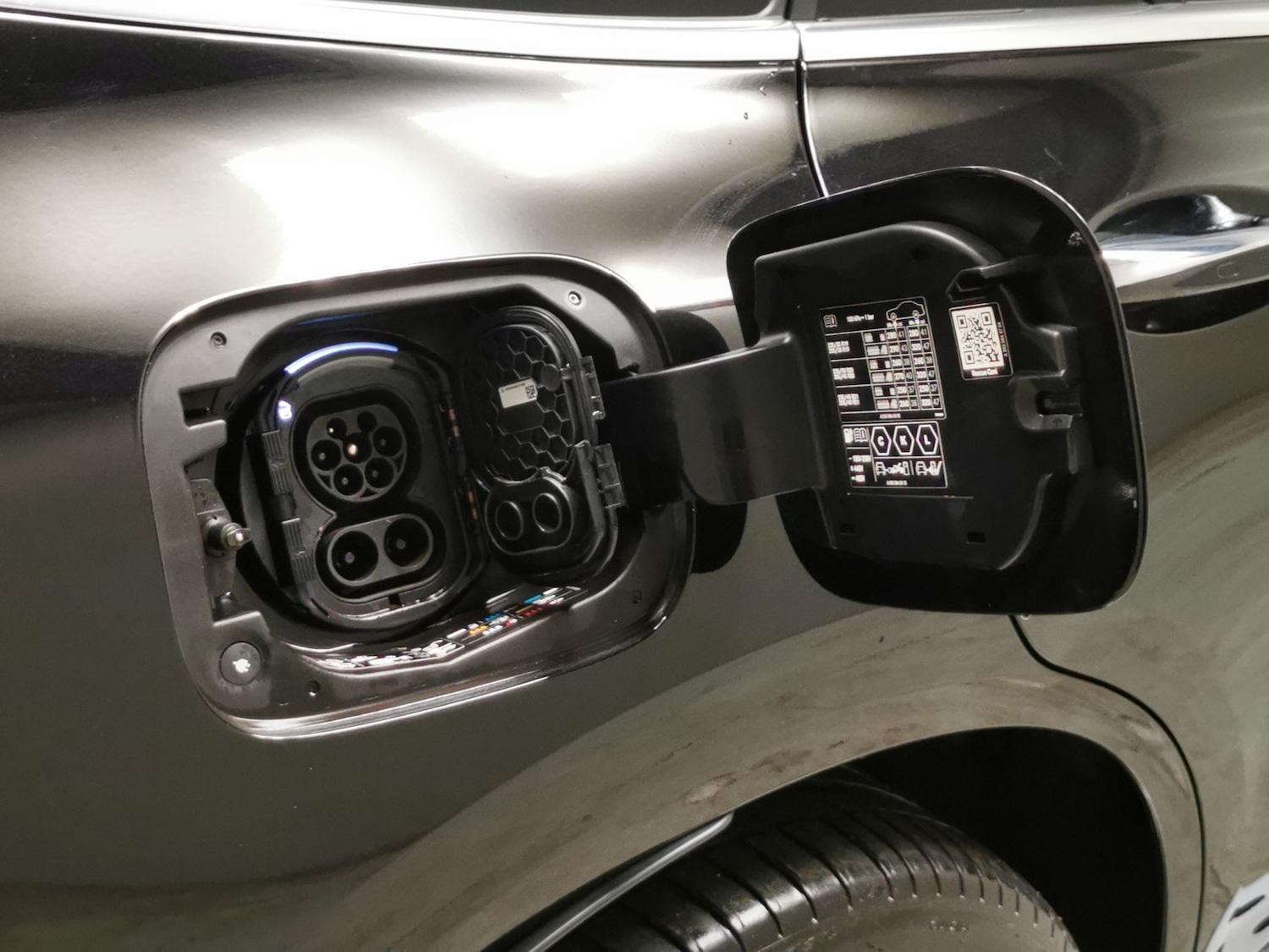 Used Mercedes-Benz EQC 2022 for sale - 76542593: Photo 32