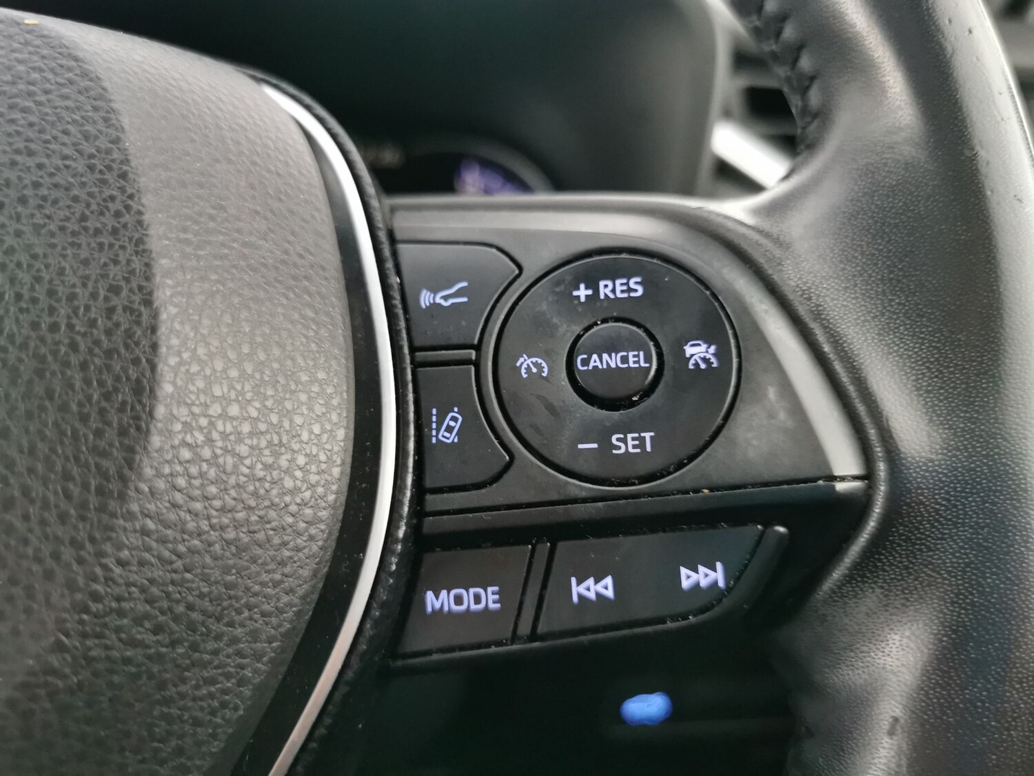 Used Toyota RAV4 2020 for sale - 77446789: Photo 25