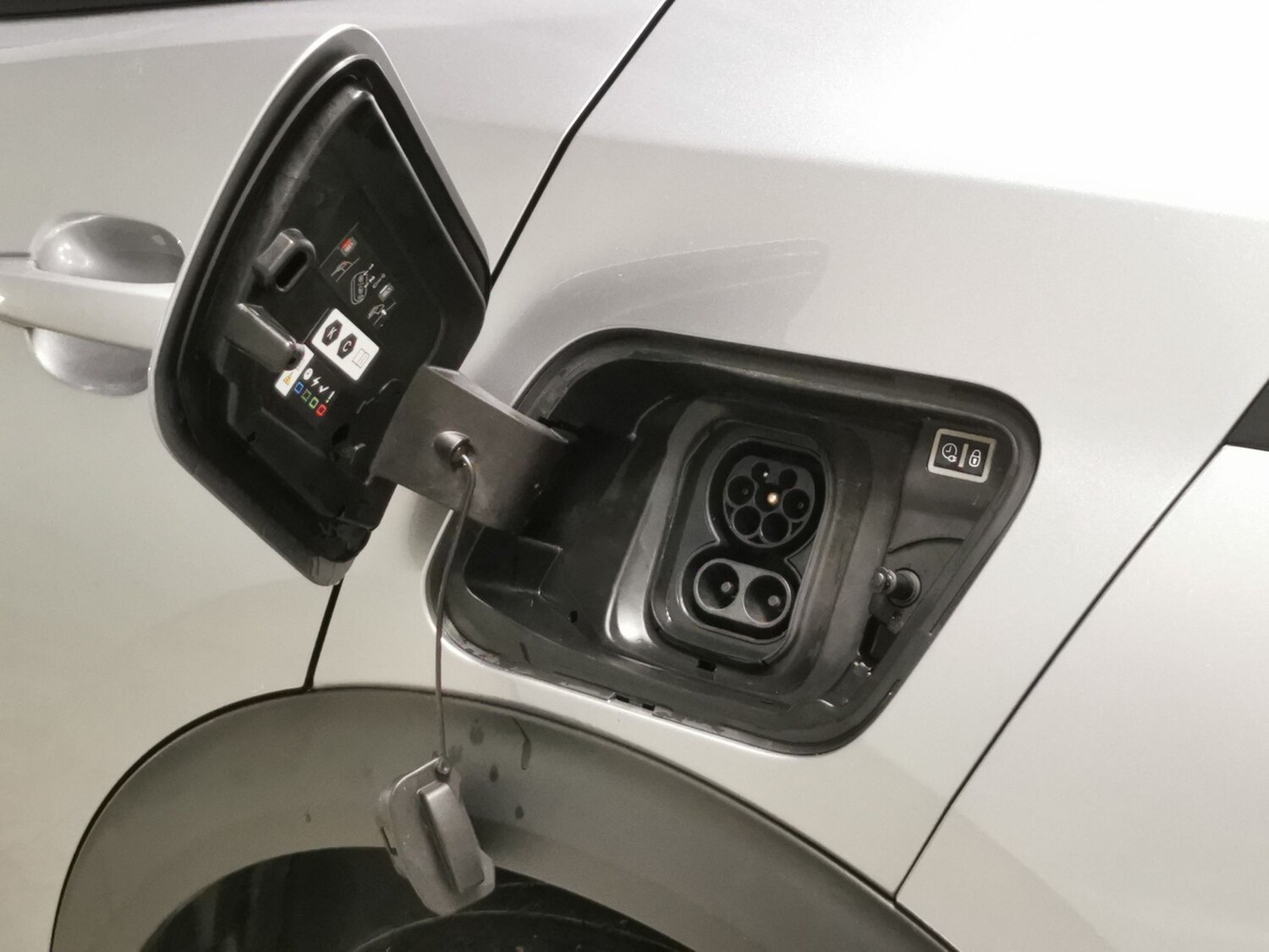 Used Peugeot 2008 2021 for sale - 77542974: Photo 32