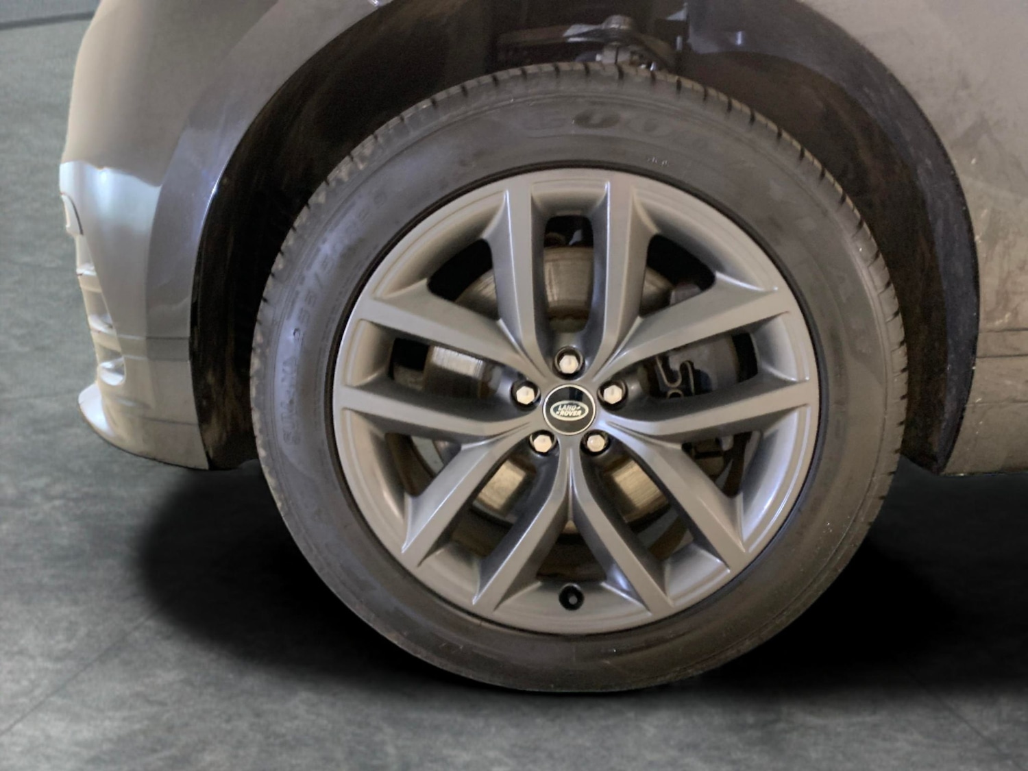 Used Land Rover Range Rover Velar 2024 for sale - 76954740: Photo 32