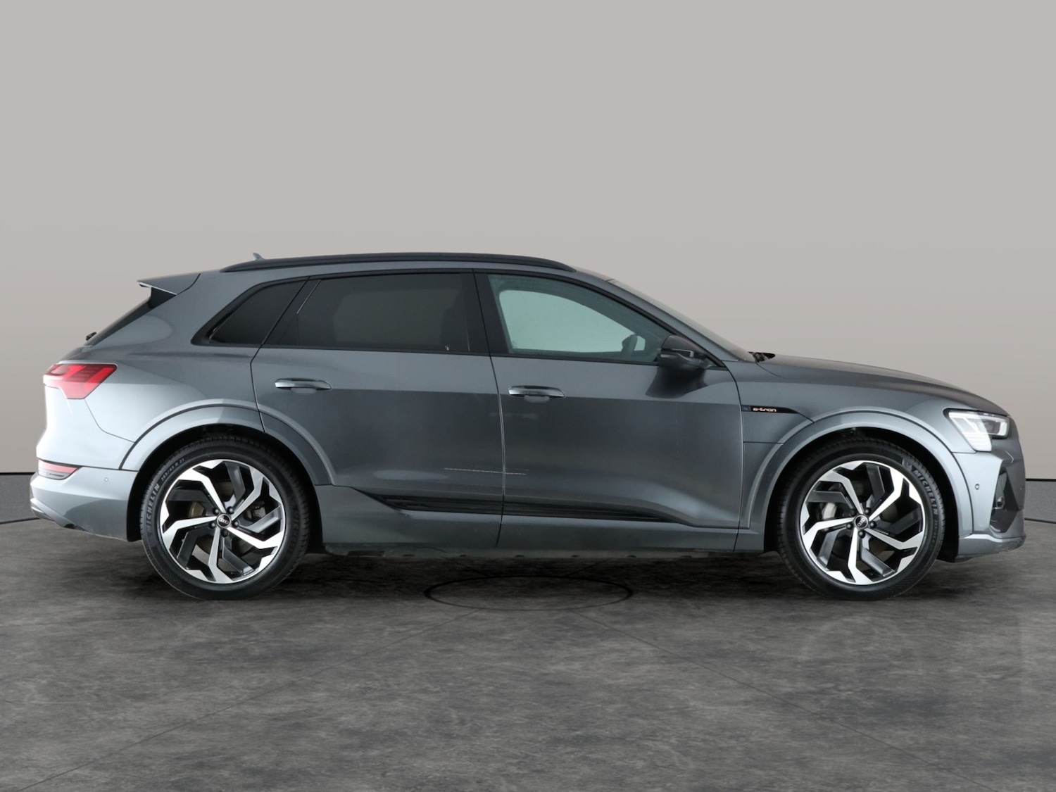 Used Audi e-tron 2022 for sale - 76545107: Photo 9