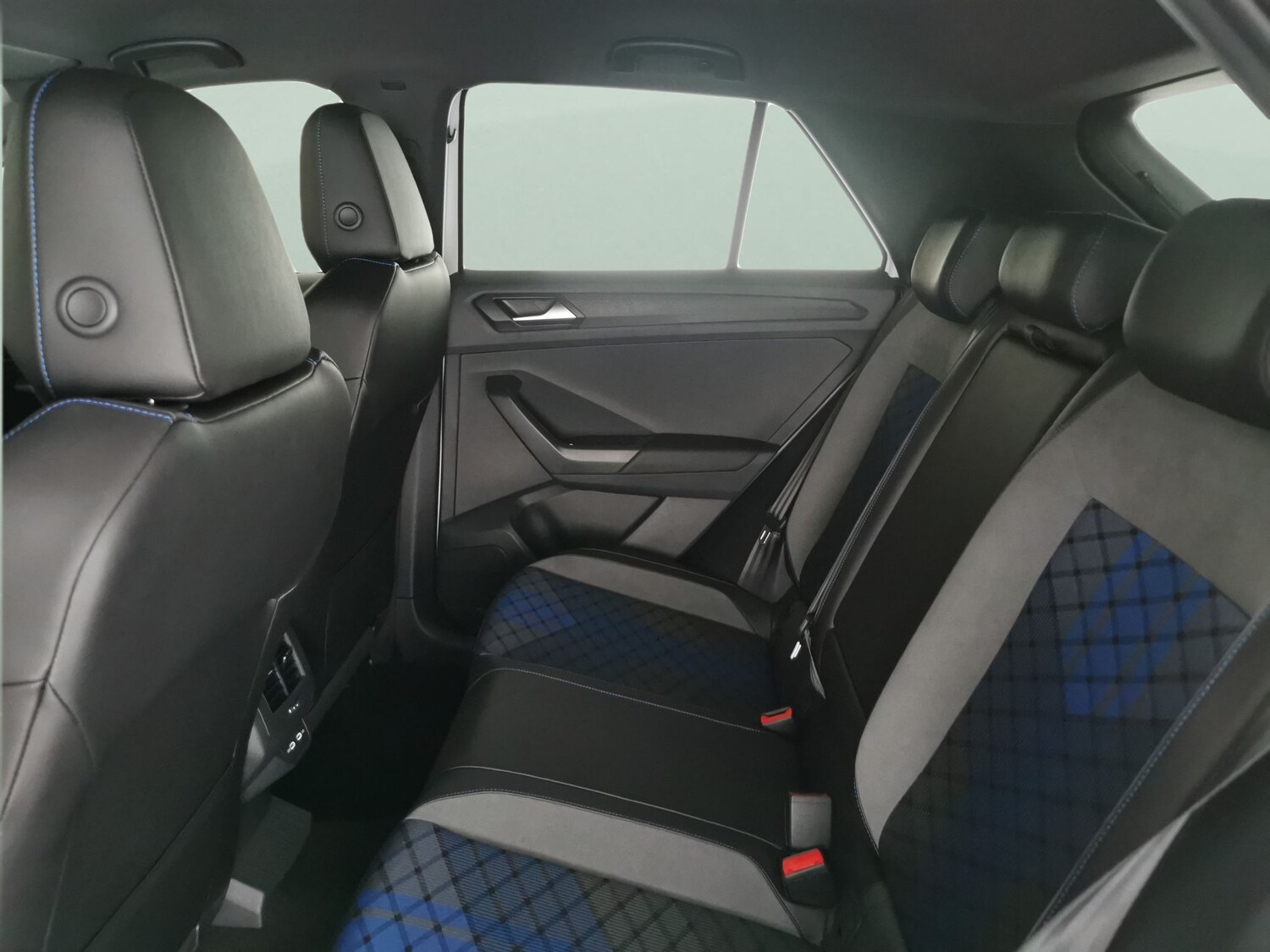 Used Volkswagen T-Roc 2023 for sale - 77472243: Photo 27