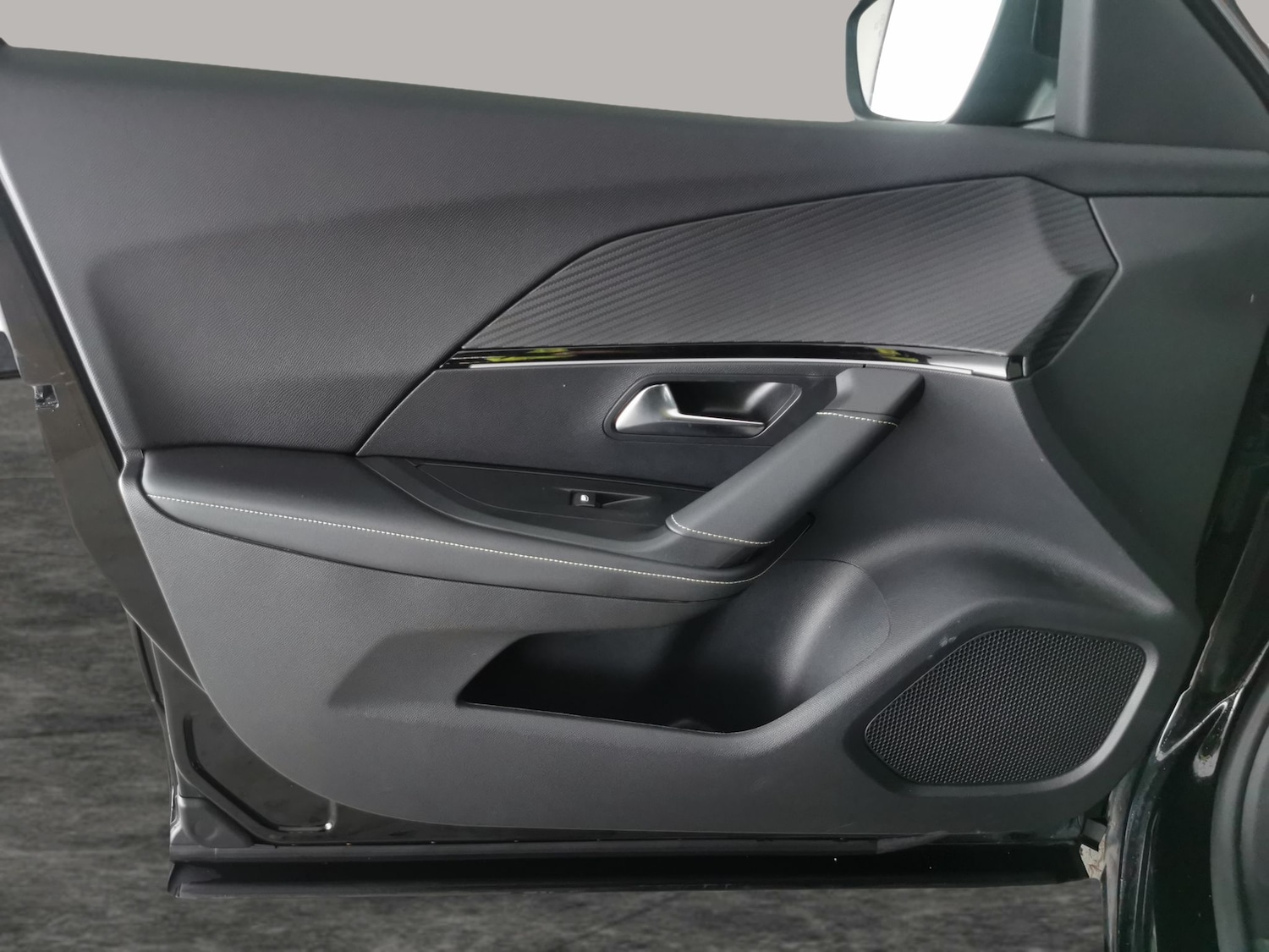 Used Peugeot 2008 2022 for sale - 77256003: Photo 32