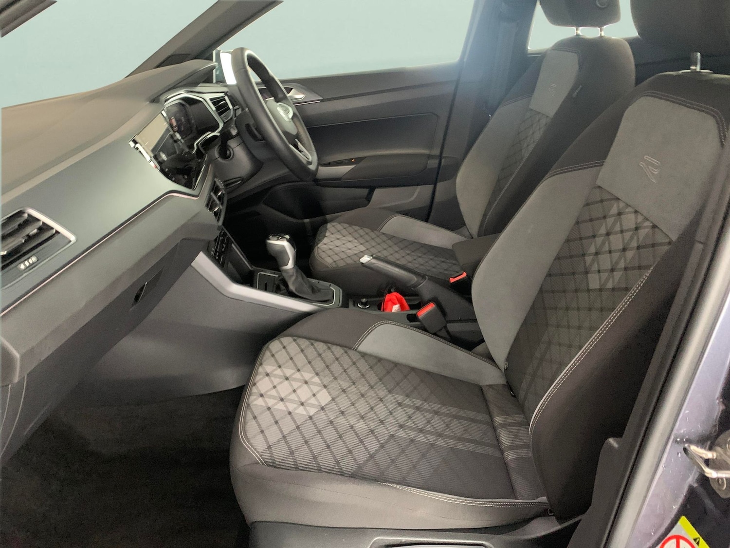 Used Volkswagen Polo 2022 for sale - 77159888: Photo 4