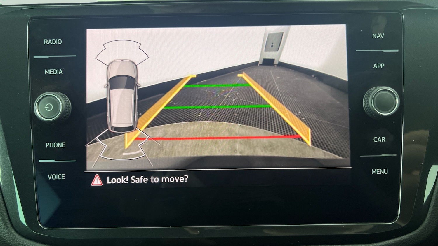 Used Volkswagen Tiguan 2021 for sale - 77180468: Photo 24