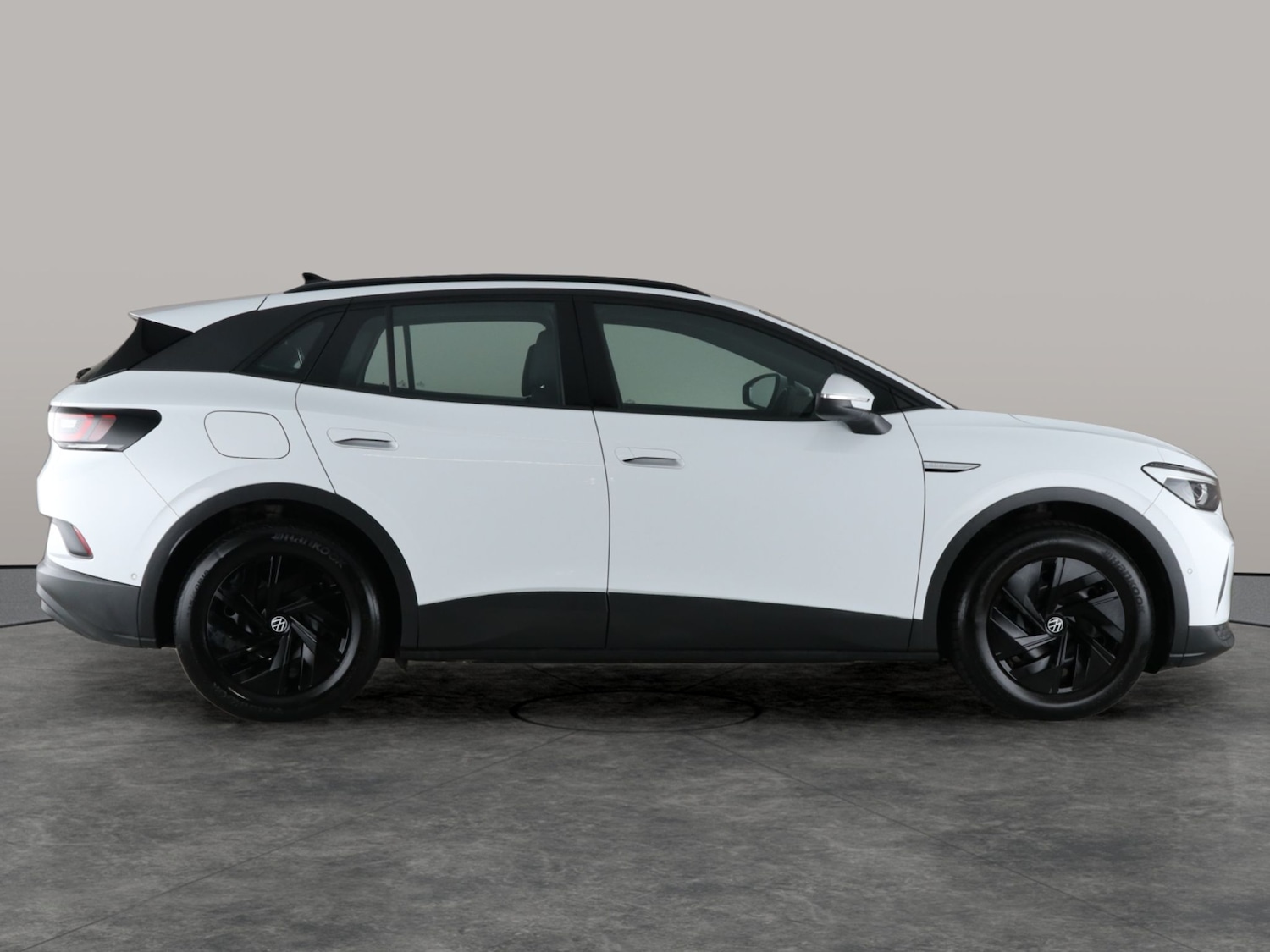 Used Volkswagen ID.4 2022 for sale - 76704034: Photo 8