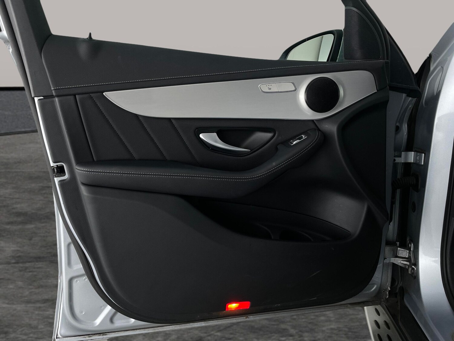 Used Mercedes-Benz GLC 2022 for sale - 77688708: Photo 31