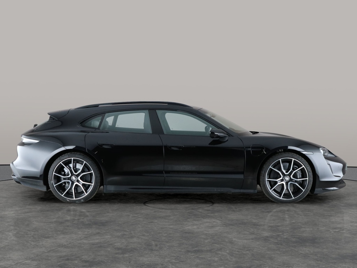 Used Porsche Taycan 2023 for sale - 76464285: Photo 15