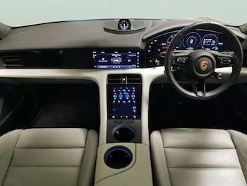 Used Porsche Taycan 2023 for sale - 76464285: Photo