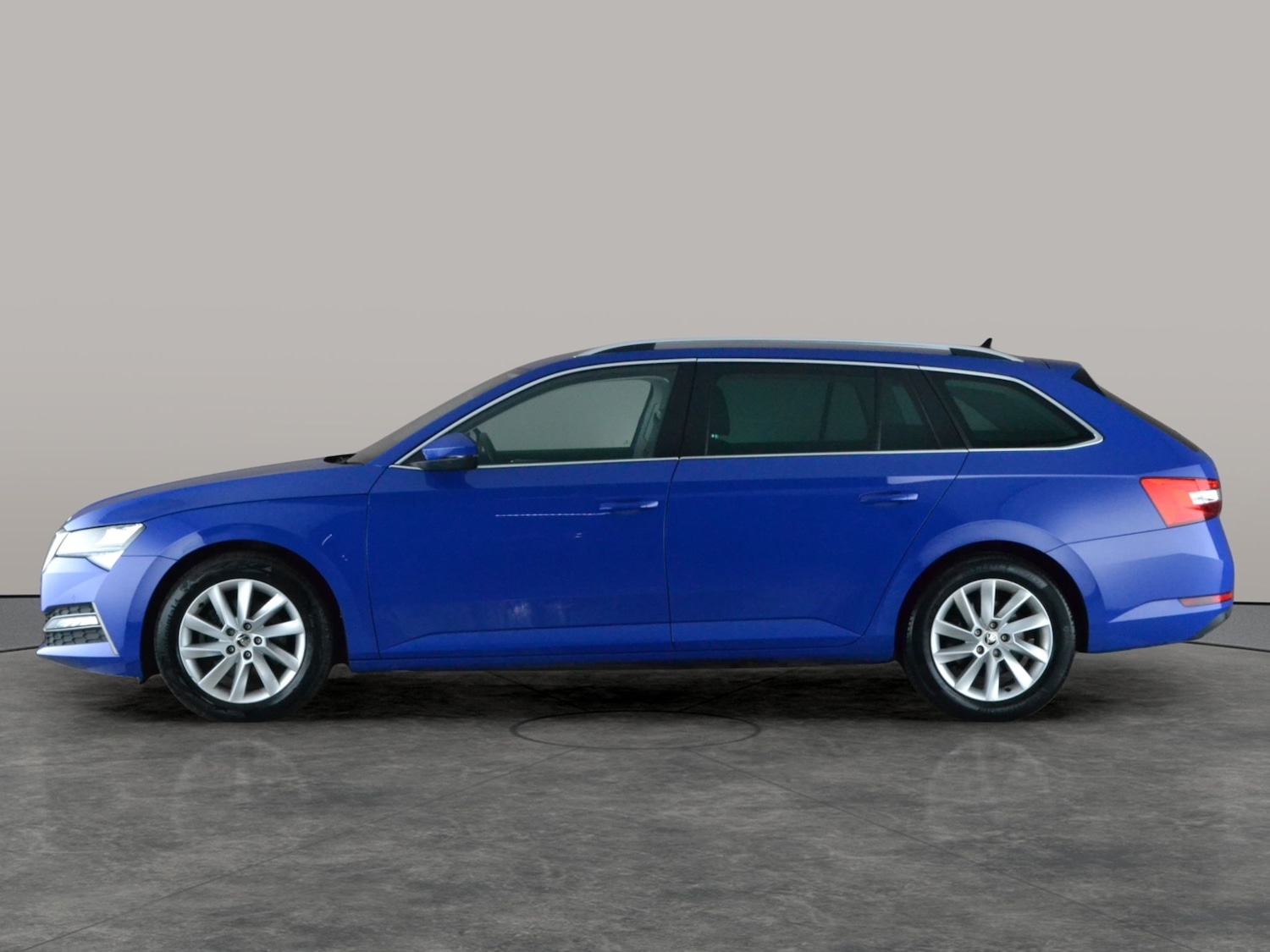 Used Skoda Superb 2021 for sale - 77708428: Photo 14