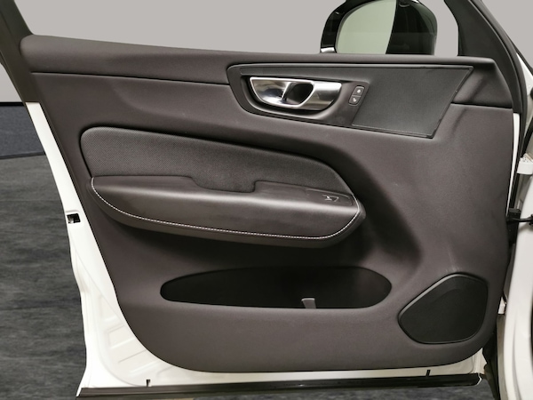 Used Volvo XC60 2022 for sale - 76310386: Photo 33