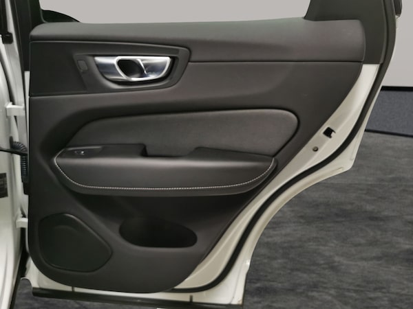 Used Volvo XC60 2022 for sale - 76310386: Photo 36