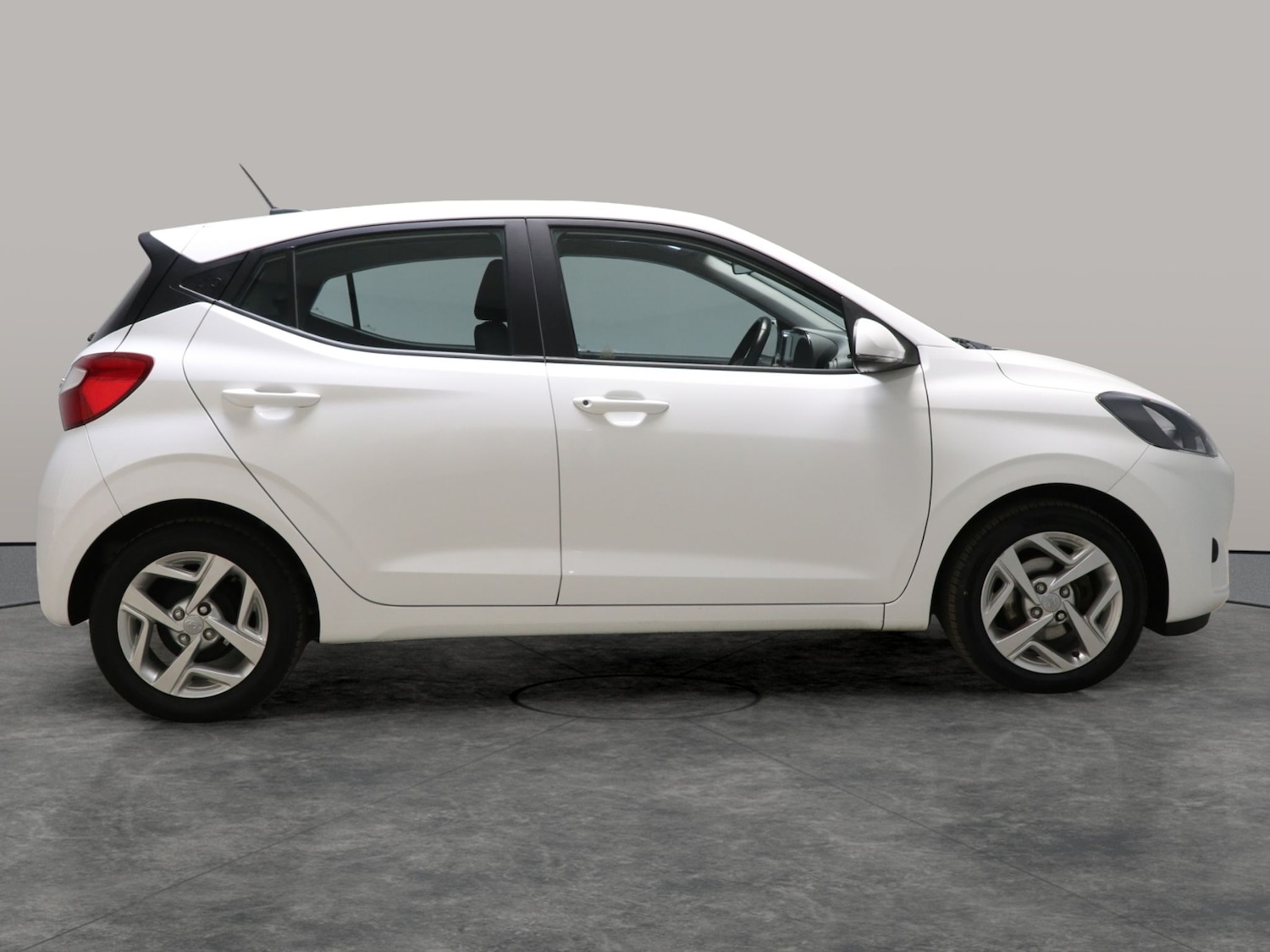 Used Hyundai i10 2022 for sale - 76322792: Photo 11