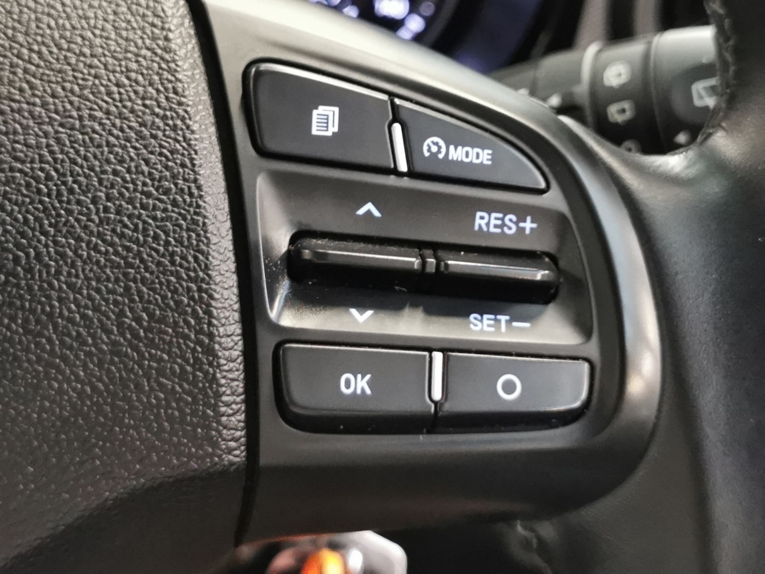 Used Hyundai i10 2022 for sale - 76322792: Photo 24