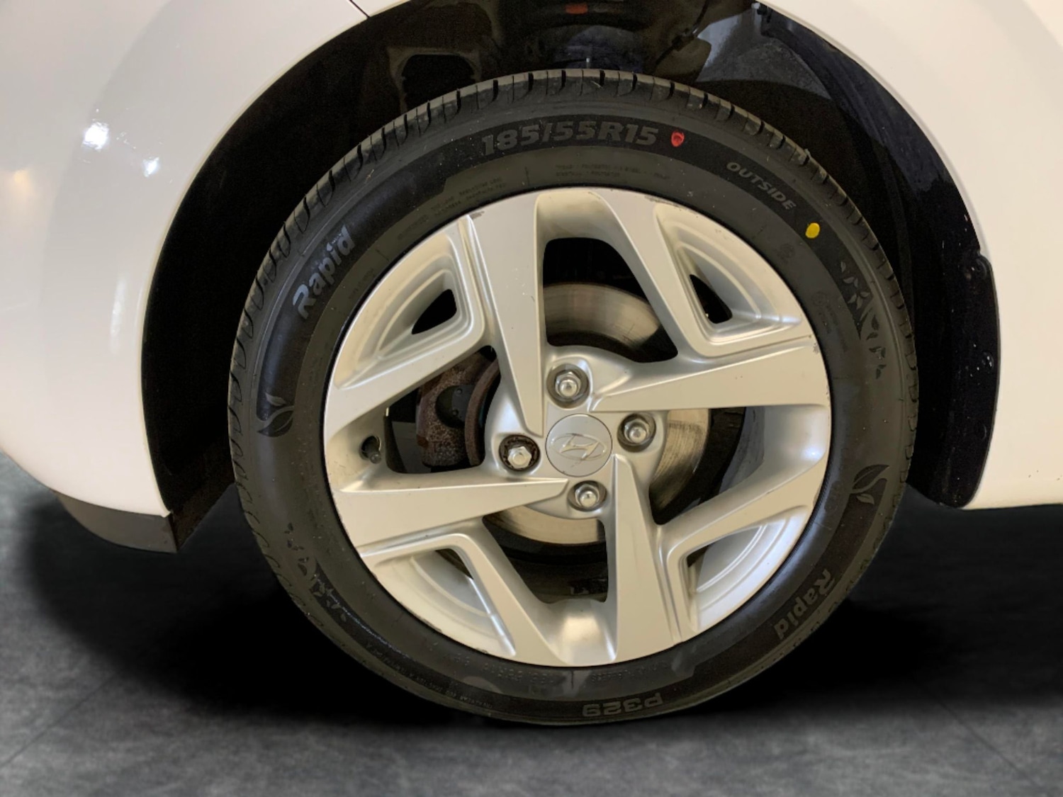 Used Hyundai i10 2022 for sale - 76322792: Photo 31