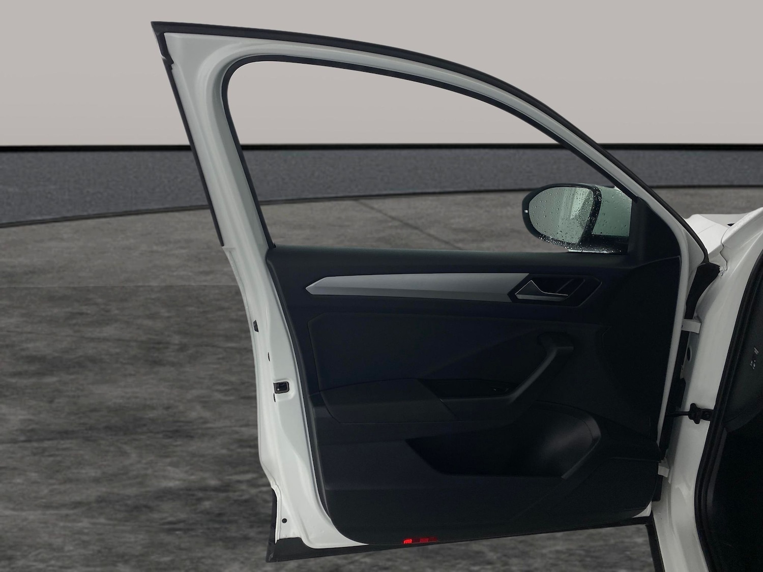 Used Volkswagen T-Roc 2023 for sale - 76958310: Photo 19