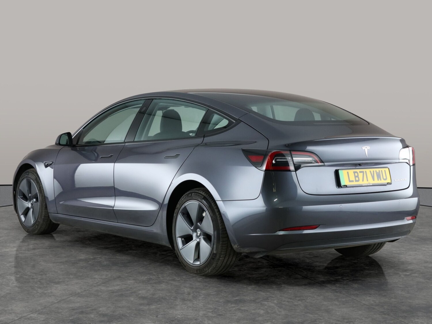 Used Tesla Model 3 2021 for sale - 76766642: Photo 14