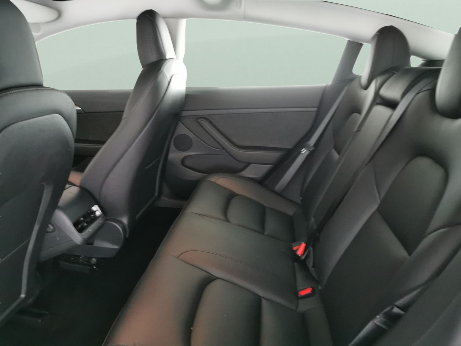 Used Tesla Model 3 2021 for sale - 76766642: Photo 30