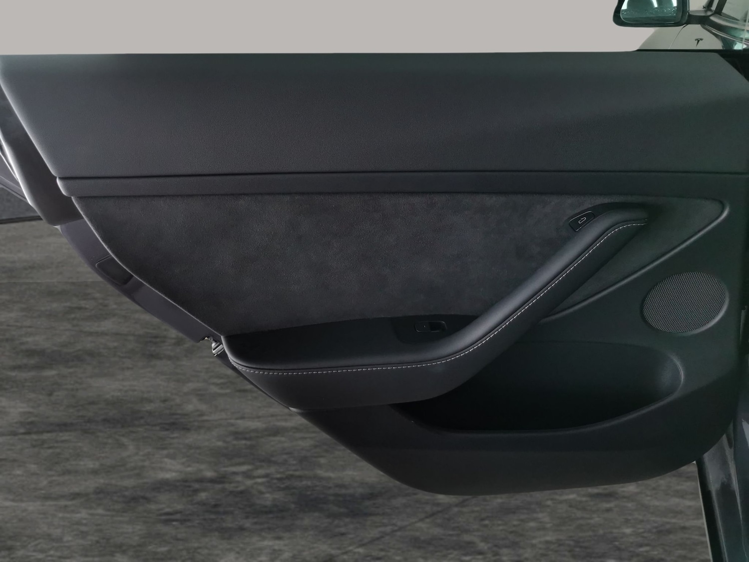 Used Tesla Model 3 2021 for sale - 76766642: Photo 32