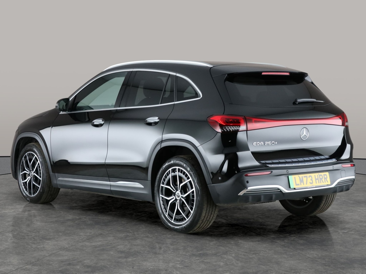 Used Mercedes-Benz EQA 2023 for sale - 76568298: Photo 12