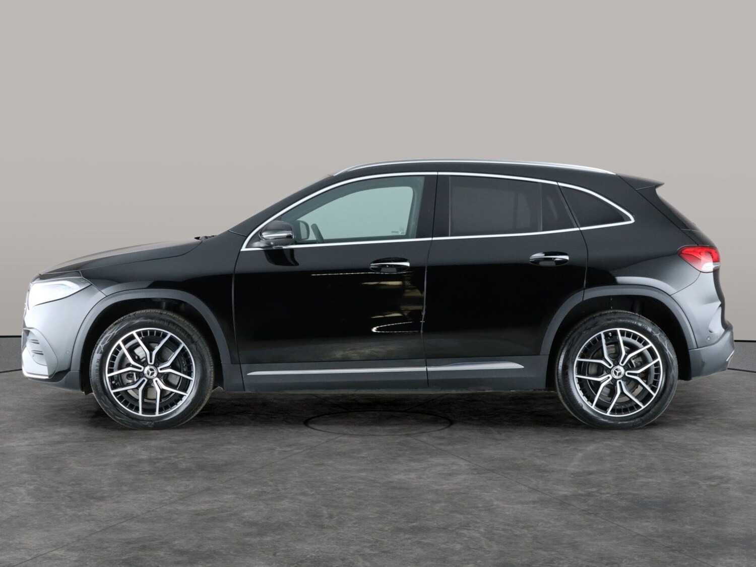 Used Mercedes-Benz EQA 2023 for sale - 76568298: Photo 13