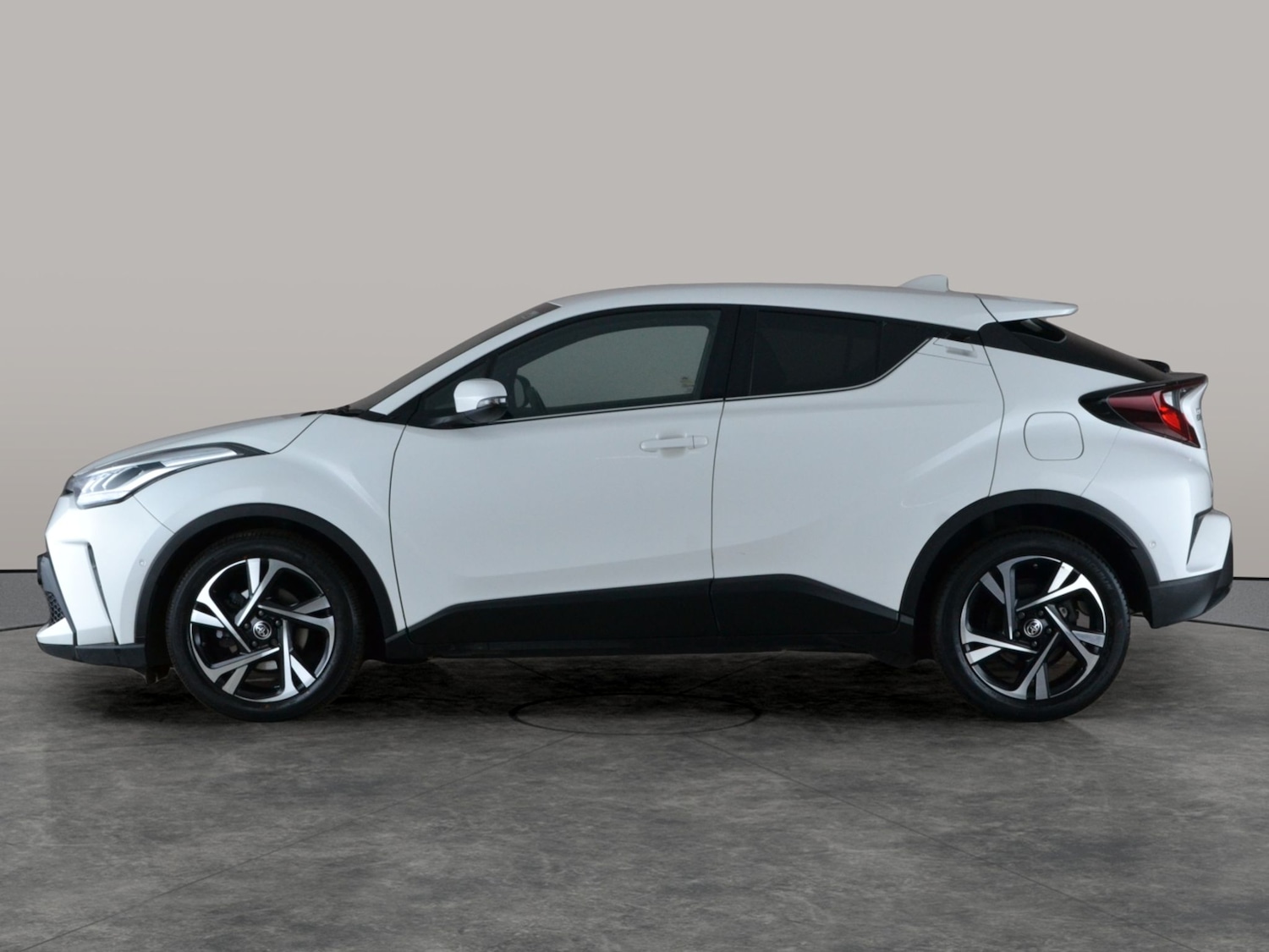 Used Toyota C-HR 2022 for sale - 78067936: Photo 13