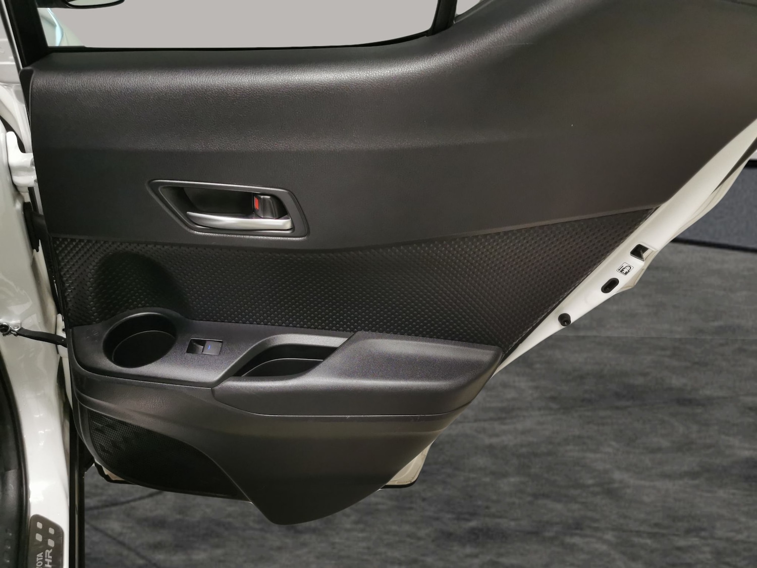 Used Toyota C-HR 2022 for sale - 78067936: Photo 26