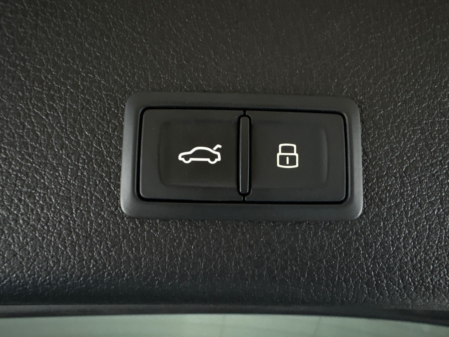 Used Audi e-tron S 2022 for sale - 76941224: Photo 31