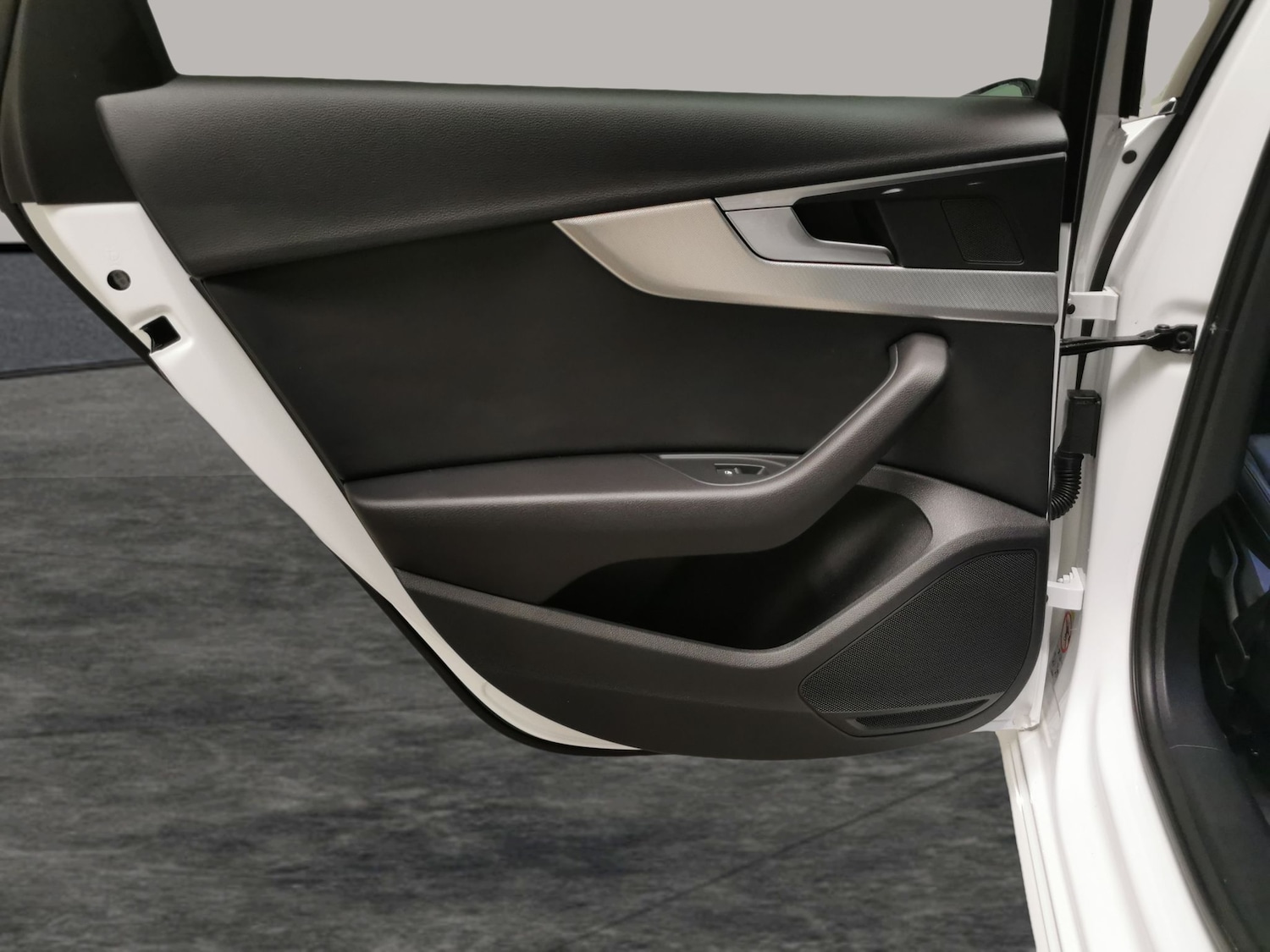 Used Audi A4 2023 for sale - 78211079: Photo 30