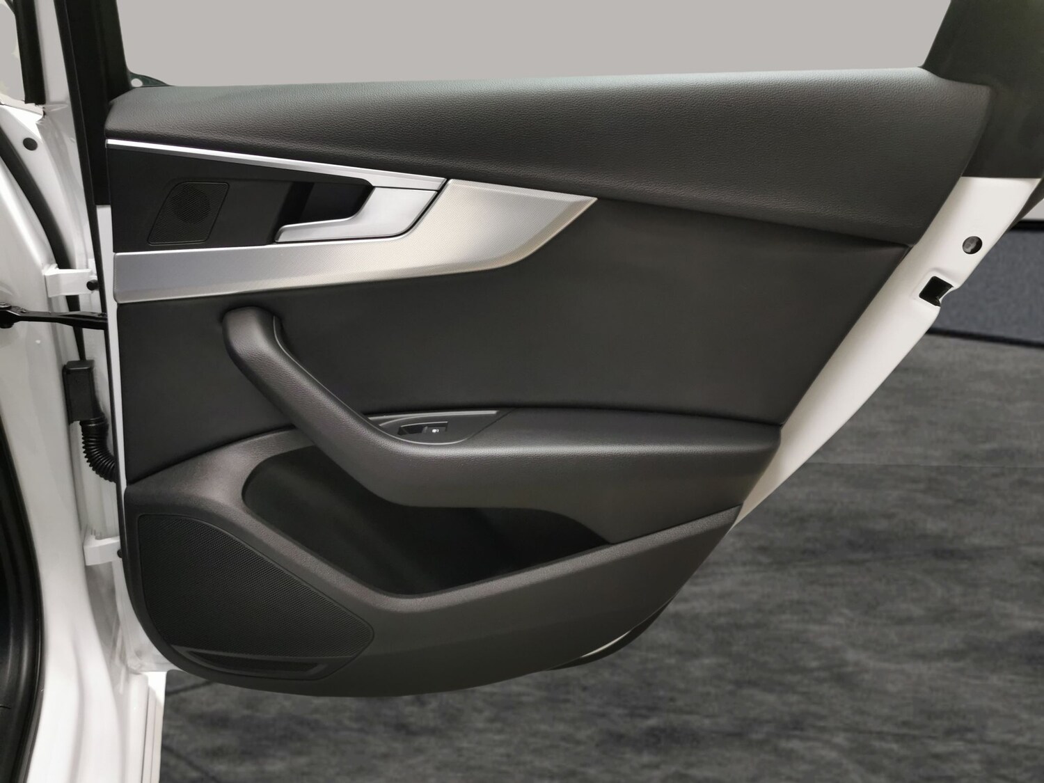 Used Audi A4 2023 for sale - 78211079: Photo 31