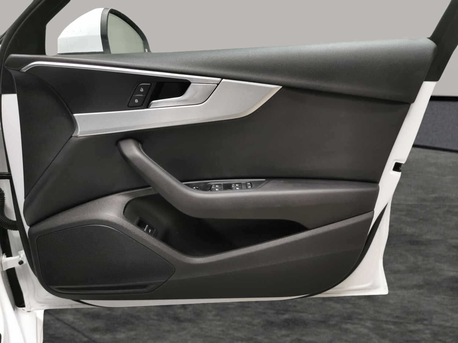 Used Audi A4 2023 for sale - 78211079: Photo 32