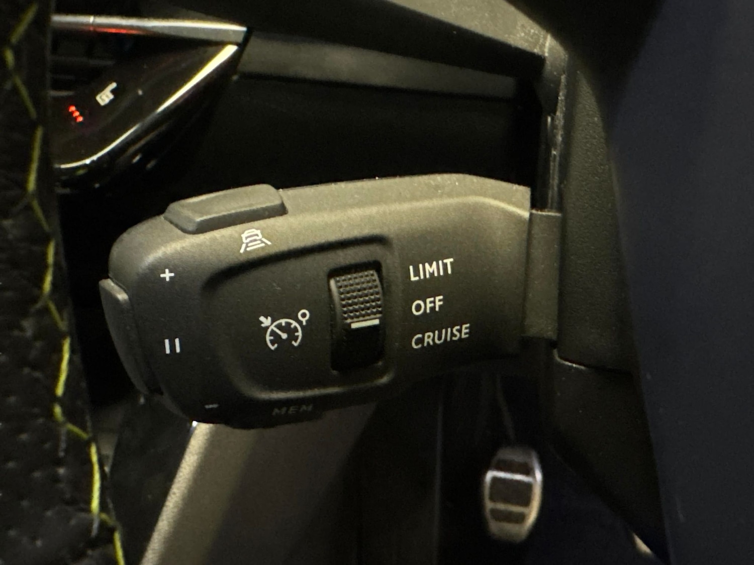 Used Peugeot 2008 2022 for sale - 76648439: Photo 19