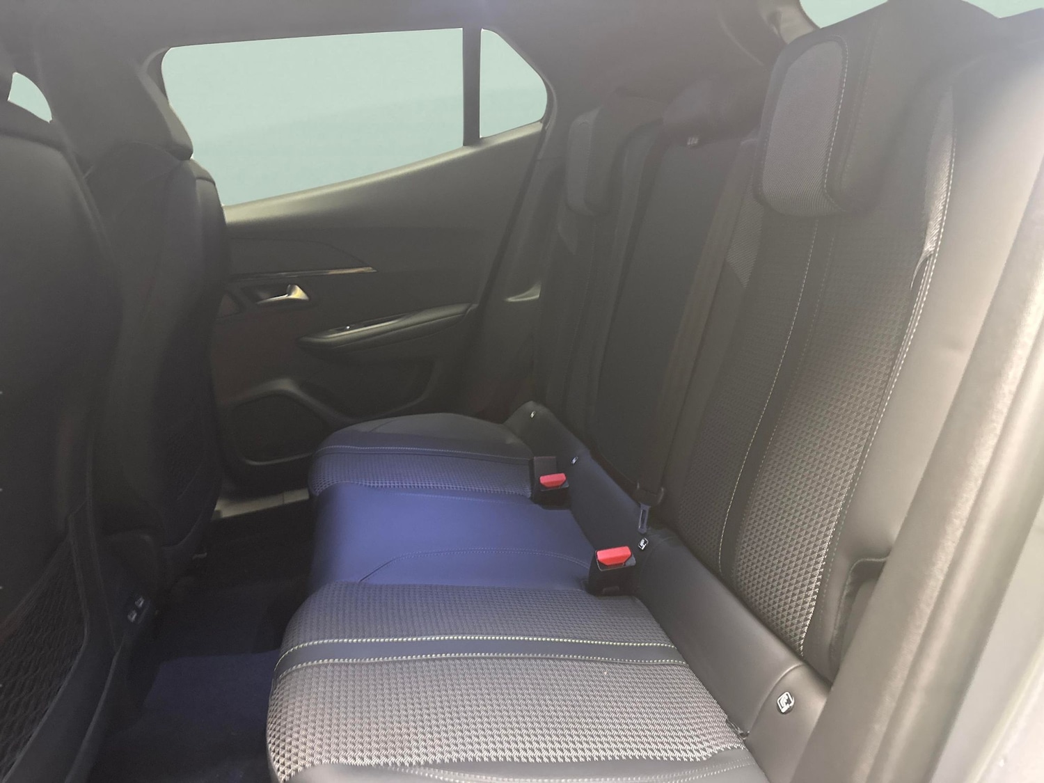 Used Peugeot 2008 2022 for sale - 76648439: Photo 26