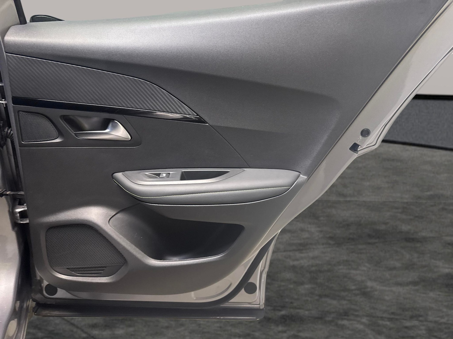 Used Peugeot 2008 2022 for sale - 76648439: Photo 29