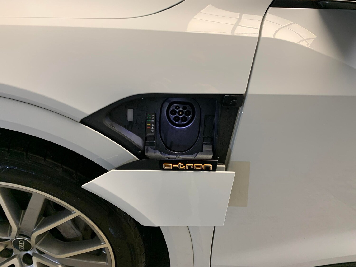 Used Audi e-tron 2020 for sale - 77934647: Photo 29