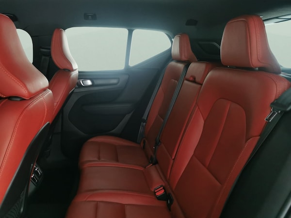 Used Volvo XC40 2020 for sale - 76312765: Photo 31
