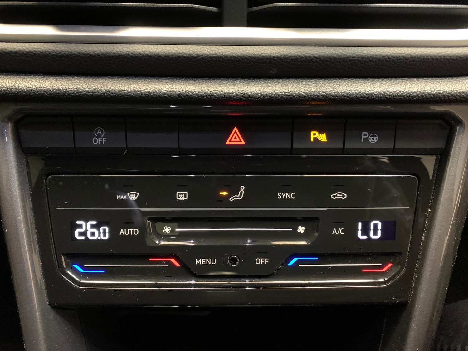 Used Volkswagen T-Roc 2023 for sale - 76948785: Photo 18