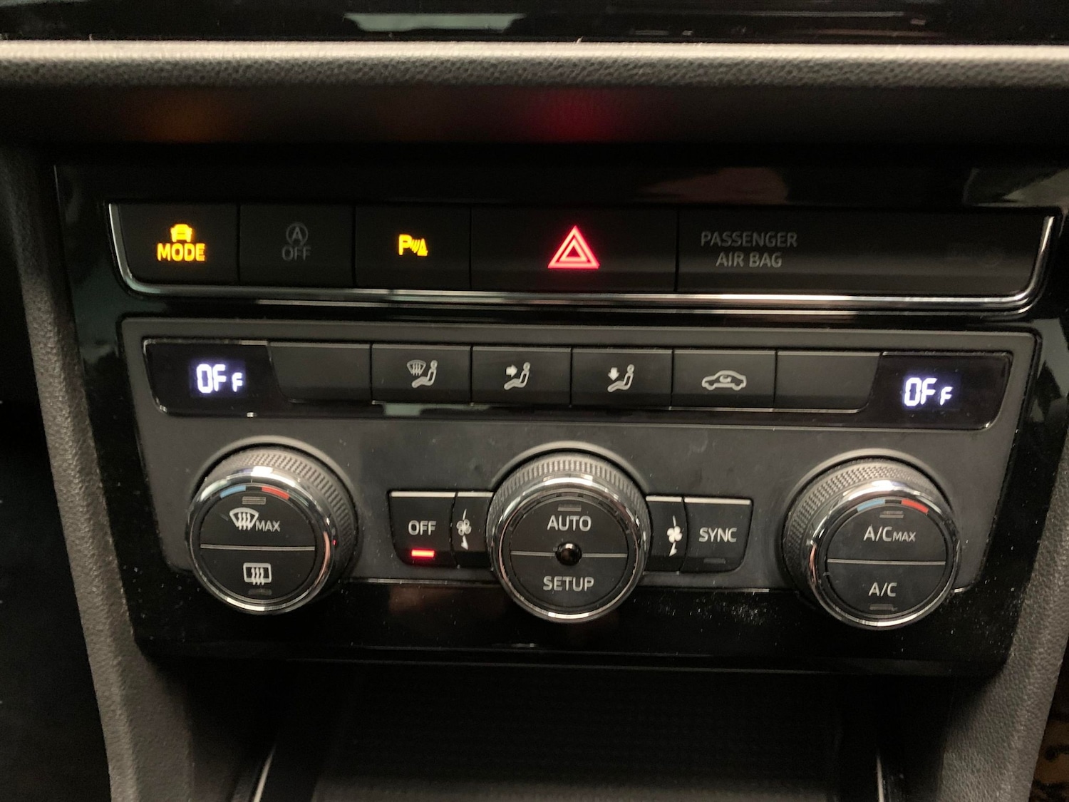 Used SEAT Leon 2019 for sale - 77178642: Photo 20