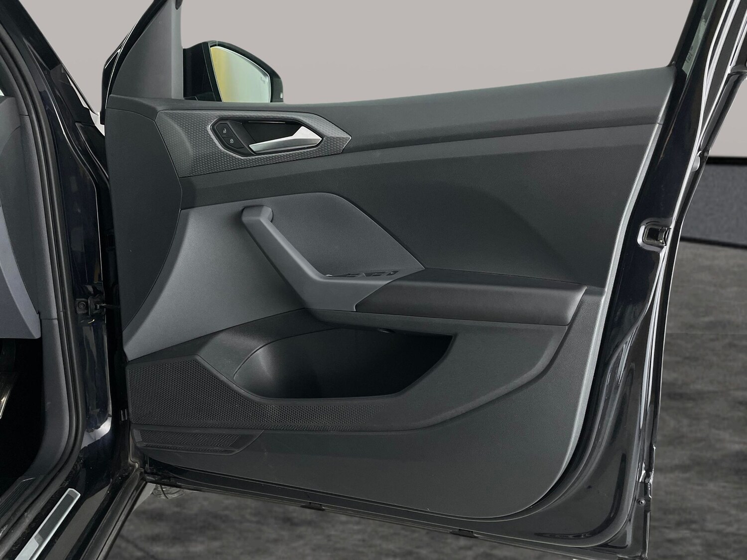 Used Volkswagen T-Cross 2020 for sale - 77485185: Photo 32