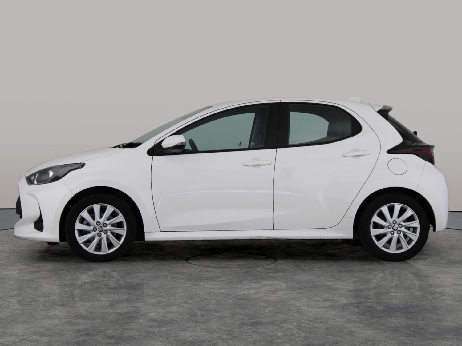 Used Toyota Yaris 2022 for sale - 77650809: Photo 13